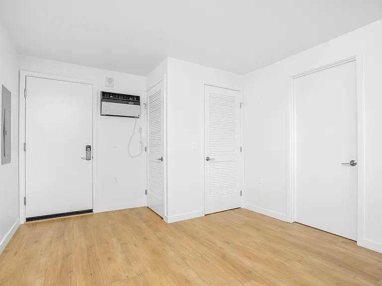 1422 Tamarind Ave — Photo 25
