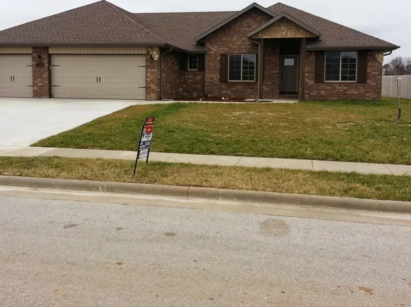 4537 Somerset Dr, Brookline, MO 65619