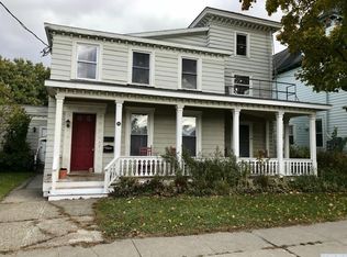 810 Warren St, Hudson, NY 12534
