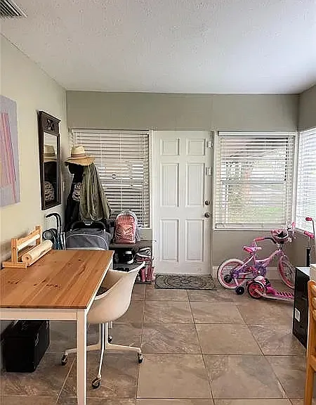 419 E Belmar St — Photo 14