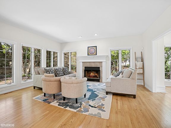 2nd image of 1308 Westley Ln