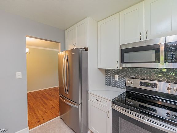 4th image of 13539 Crestway Dr