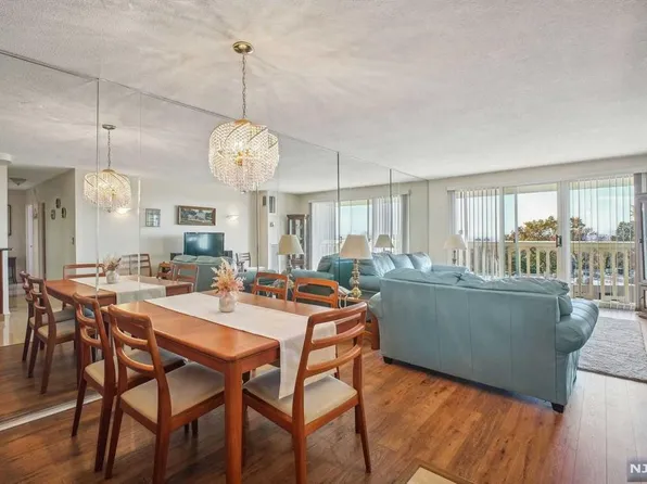 555 North Ave APT 7J, Fort Lee, NJ 07024