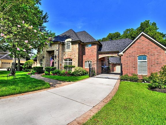 4th image of 2615 Creektrail Ln