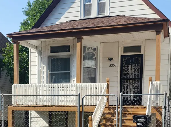 8350 S Muskegon Ave, Chicago, IL 60617