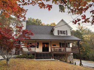 292 High Country Cir, Morganton, GA 30560