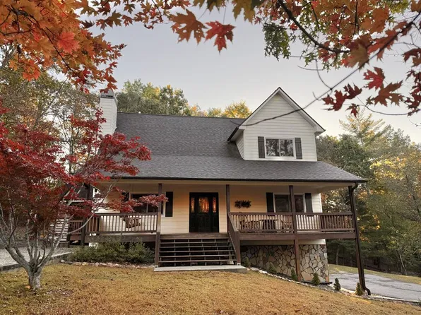 292 High Country Cir, Morganton, GA 30560