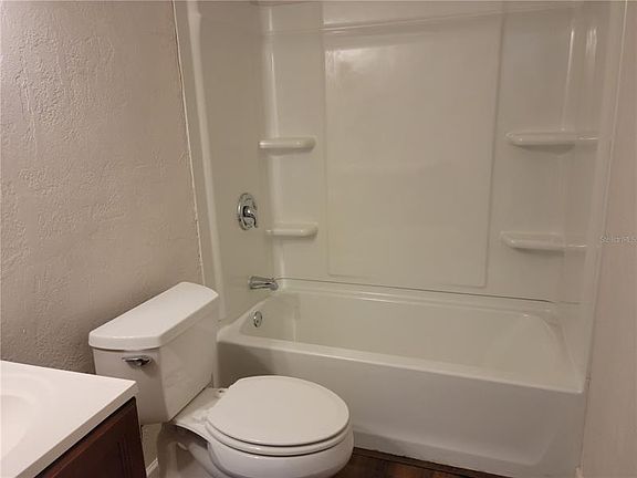 4th image of 520 N Barrow Ave