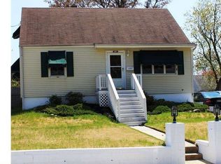 932 Lenton Ave, Barrington, NJ 08007