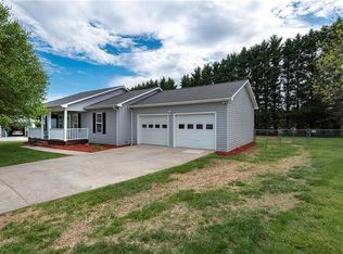 162 Pls Pl, Taylorsville, NC 28681