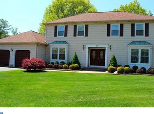 7 Fairfax Ct, Princeton Junction, NJ 08550