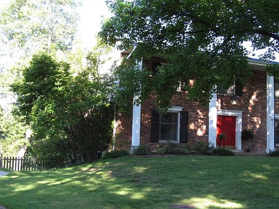 2nd image of 323 Wildbrier Dr