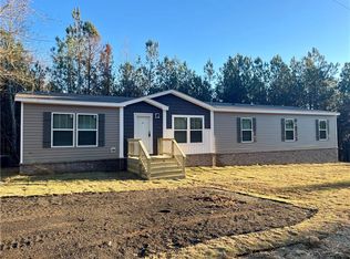 11 Rutledge Rd, Seale, AL 36875