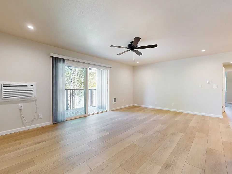 401 Ignacio Blvd #233
