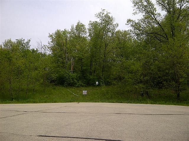 2nd image of LOT 15 E Lakeside Ct