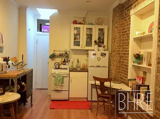 Rented by Brooklyn Heights Real Estate Inc | media 45