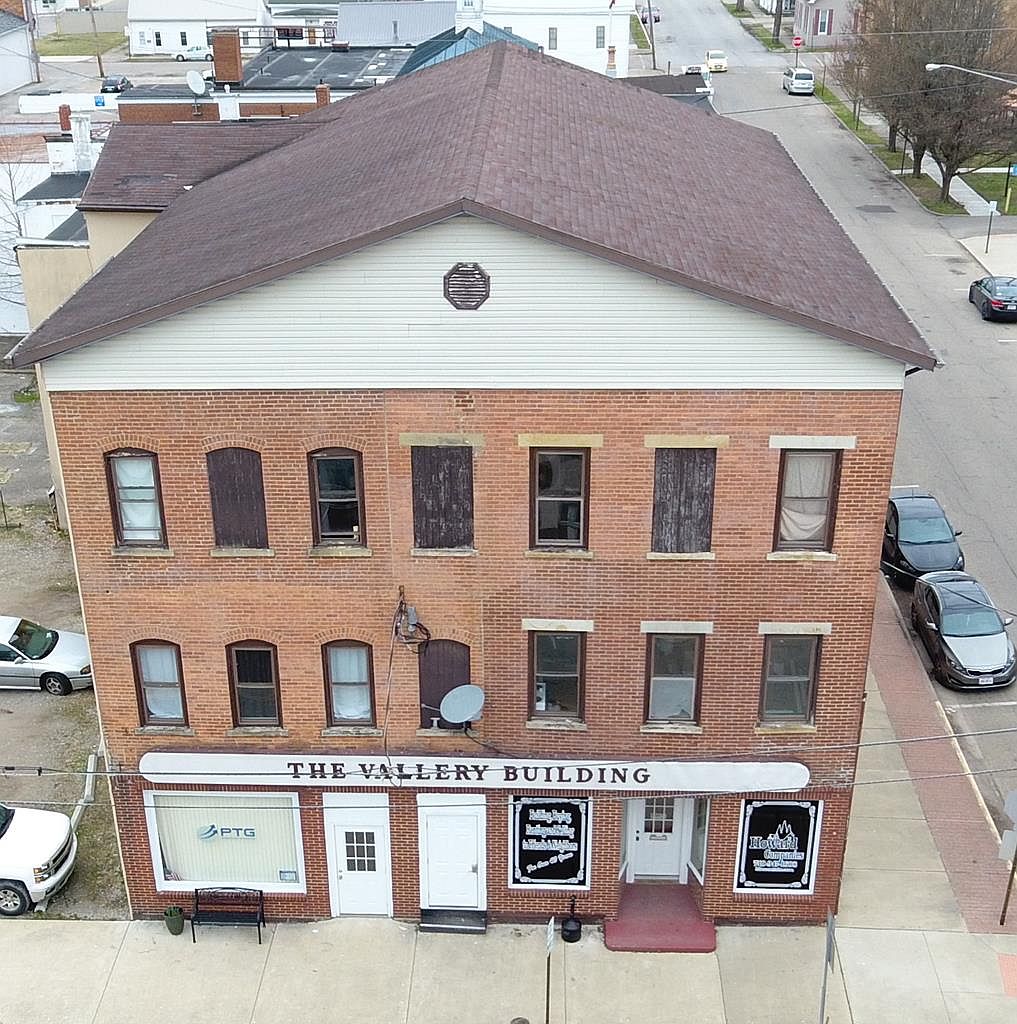 100 N Market St, Waverly, OH 45690 Zillow