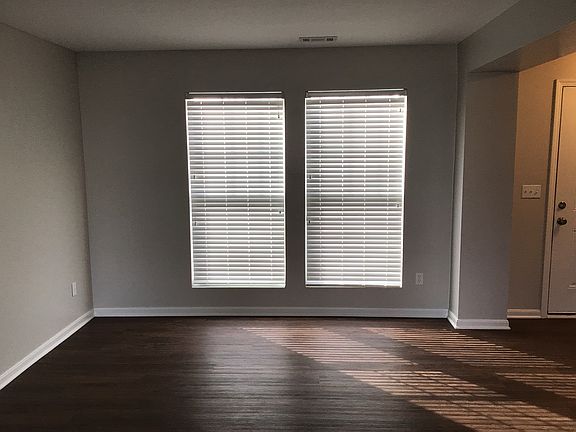 3rd image of 1236 Candora St