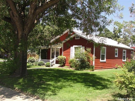 5th image of 1310 Sierra Dr