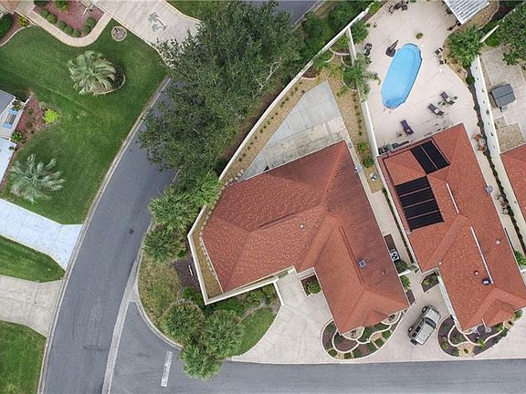 5th image of 402 Carmel Ave