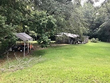 5th image of 2705 Woodland Dr