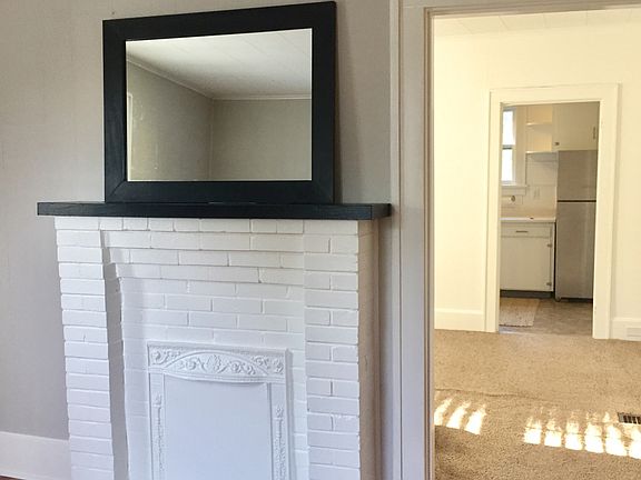 4th image of 131 Haywood Ave
