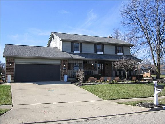 2nd image of 933 York Meadows Dr
