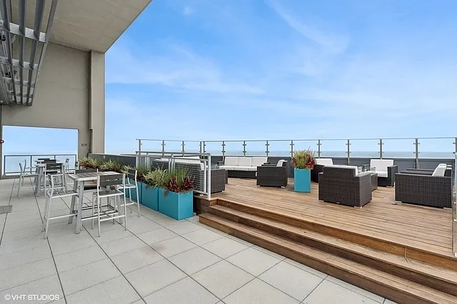 600 N Lake Shore Dr #3504 — Photo 27