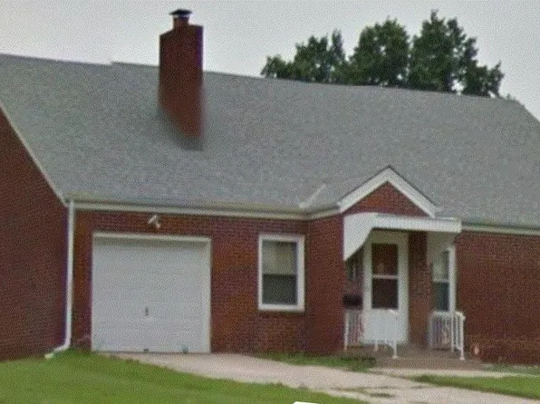2809 N 58th St, Kansas City, KS 66104
