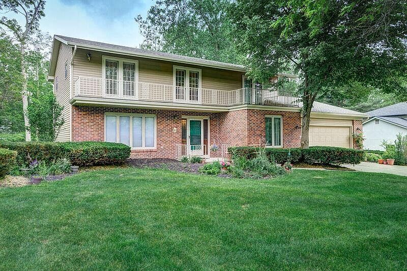 1st image of 13876 Stonehenge Cir