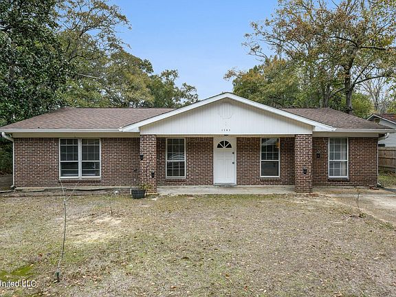 3rd image of 1203 Iberville Dr