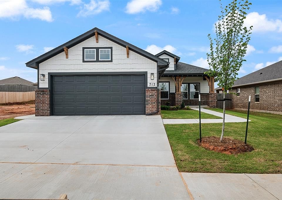1st image of 712 Lerkim Ln