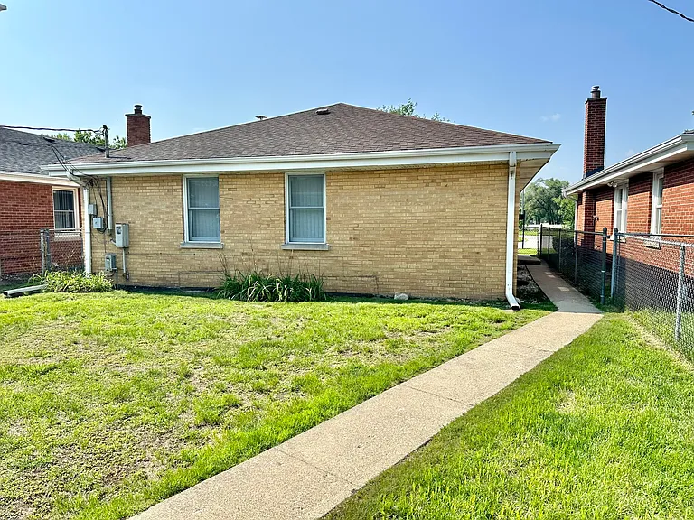 5452 Brummel St #HSE — Photo 28