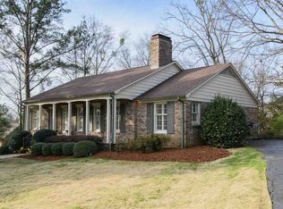 3825 Dunbarton Dr, Mountain Brook, AL 35223