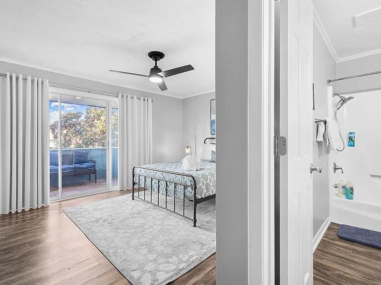 4701 N Kings Hwy #26 — Photo 42