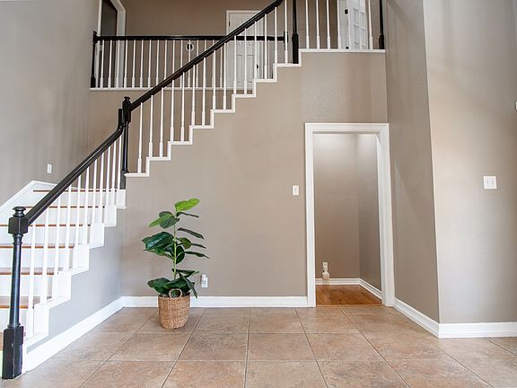 5th image of 5013 Polo Pkwy