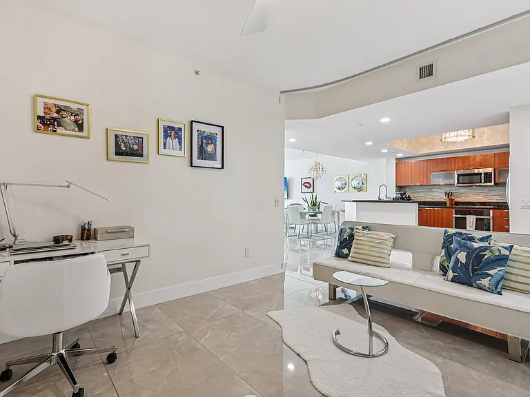 2640 Lake Shore Dr #2312 — Photo 16