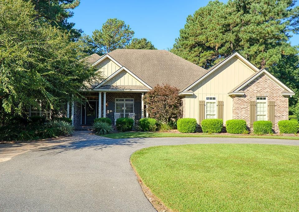 1st image of 4618 Blackwater Dr