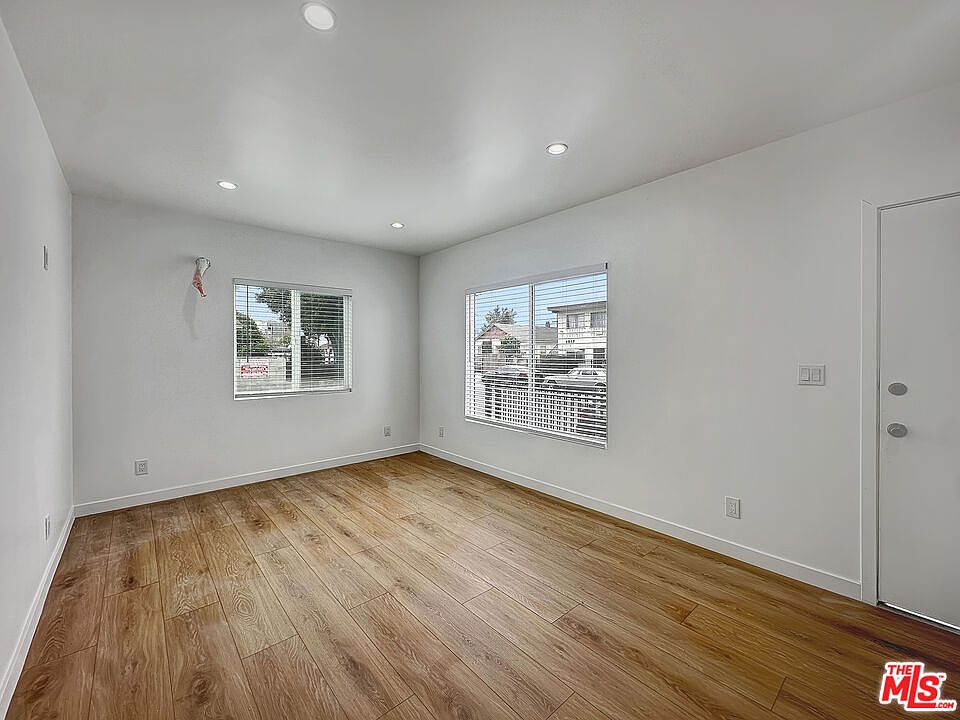 1st image of 1814 S Longwood Ave