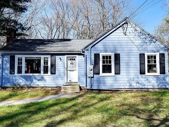 29 Outlook Dr, Worcester, MA 01602