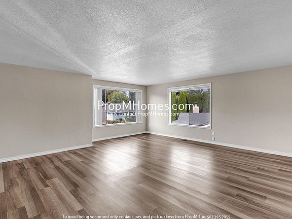 4th image of 1358 SE 29th Ct