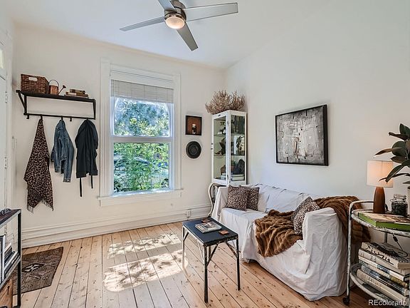 2nd image of 407 W 1st Avenue