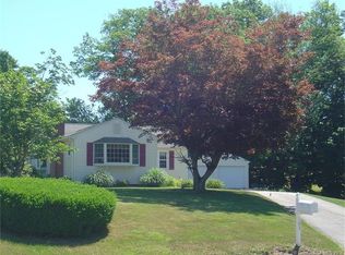 103 Valley View Dr, Meriden, CT 06450