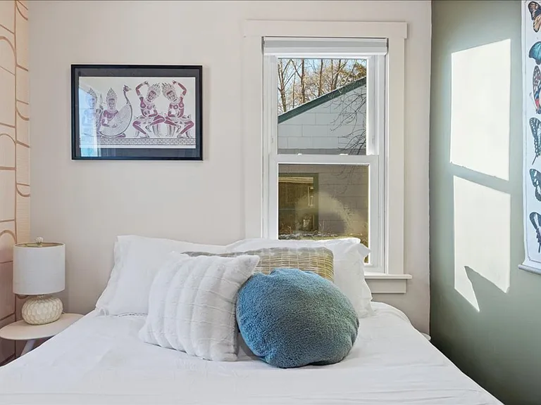 1702 Avenue C — Photo 12