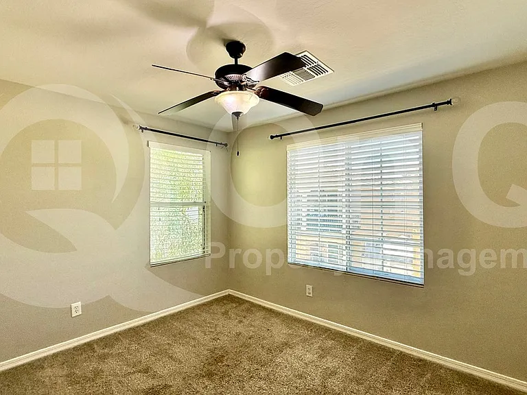 950 S Wallrade Ln — Photo 9