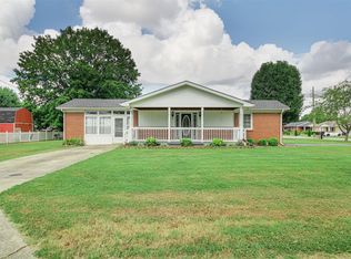 820 Eastside Dr, Horse Cave, KY 42749