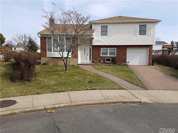 2nd image of 11 Nortema Ct