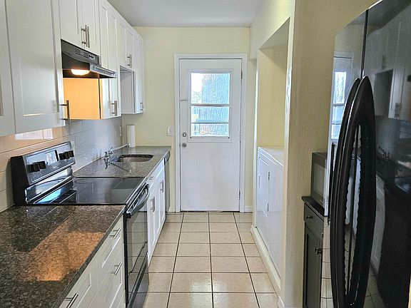 2nd image of 725 Northlake Blvd APT 17