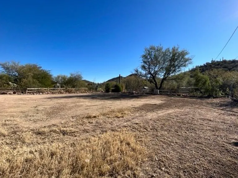 2851 W Old Ajo Way #1 — Photo 3