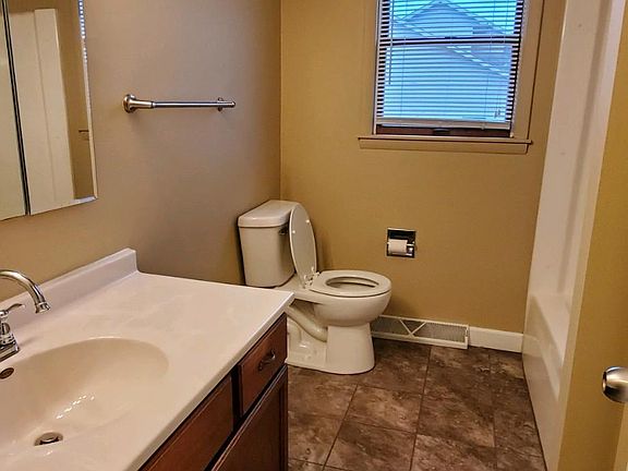 4th image of 5729 Threasa St